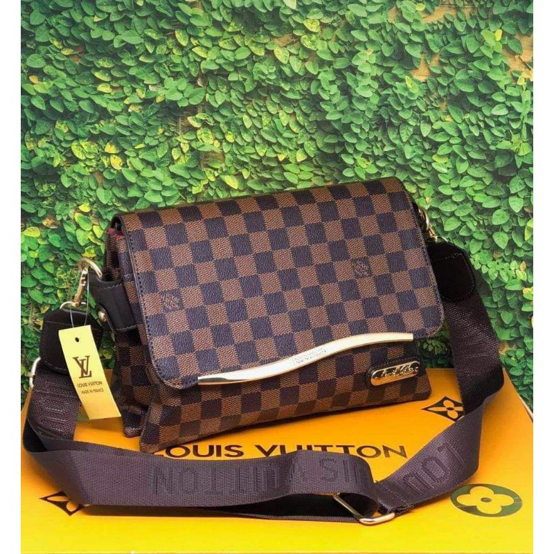 Tas selempang fashion wanita modern kekinian cewek import LV JAR1190