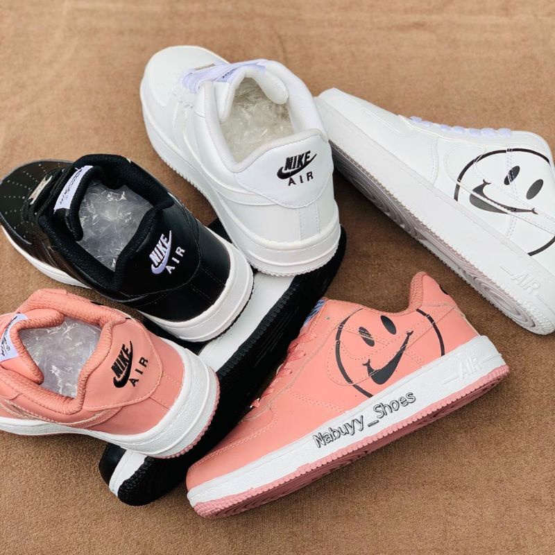 (BISA COD) SEPATU WANITA DAN PRIA NK3 A1R FORC3 1 ONE 07 LV8 HAVE A DAY SMAIL FULL WHITE BLACK WHITE WHITE PIC SEPATU SNEAKERS ANAK PEREMPUAN DAN LAKI LAKI SEPATU KASUAL SEPATU PUTIH