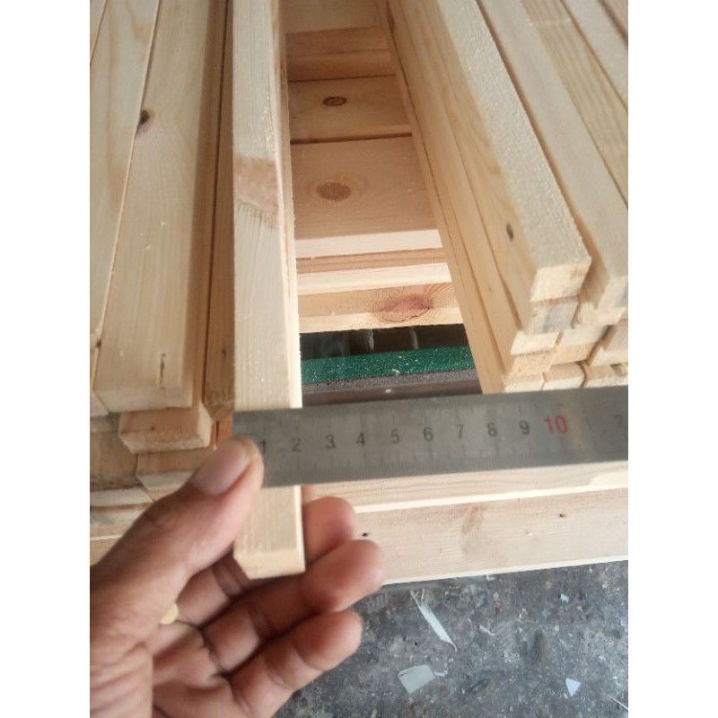 KAYU RENG 2X2CM JATI BELANDA / LIS KAYU PINUS / KAYU JATI BELANDA