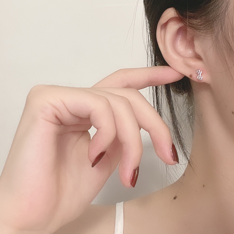 1 Pasang Anting Stud Desain Tanda Dollar Bahan S925 Silver Anti Alergi Untuk Wanita