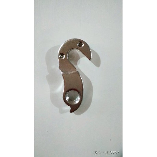 Promo hanger rd polygon    anting anting rd frame Polygon Limited