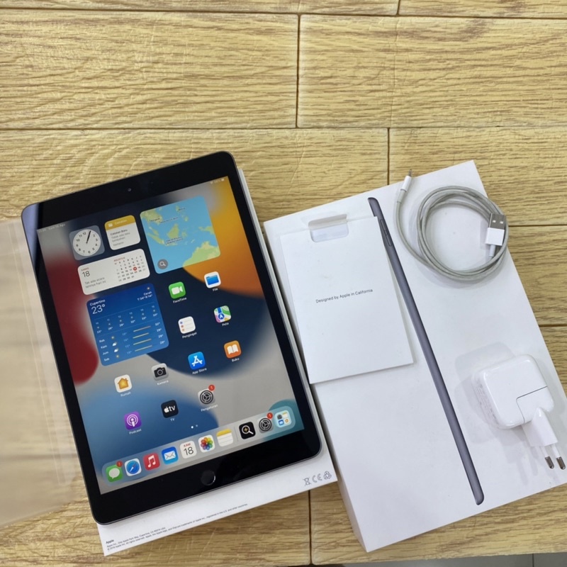 Ipad 7 32 gb ibox mulus bergaransi