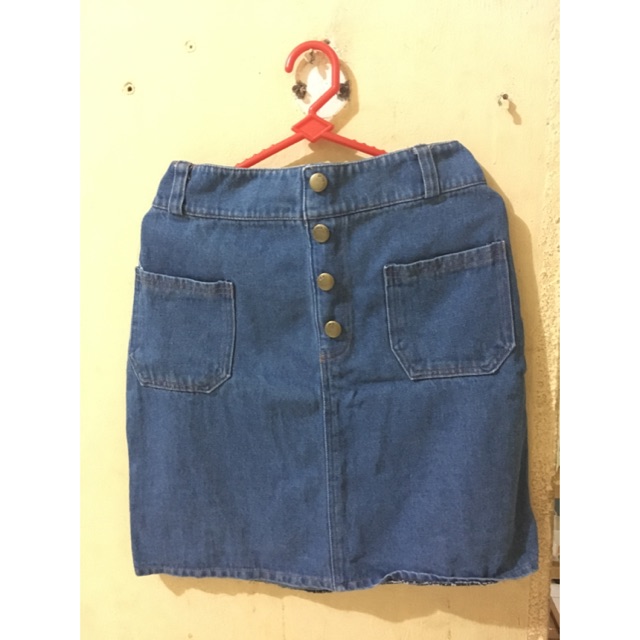 Preloved / second. Rok jeans