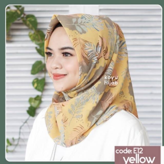 Koyu hijab segi empat