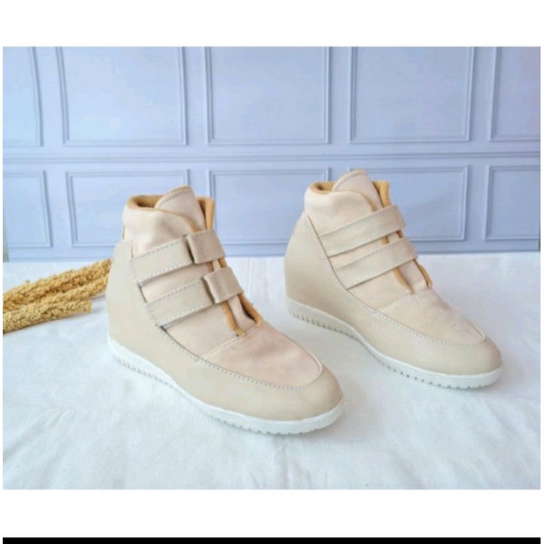 SNEAKERS WEDGES WANITA SEPATU BOOT SNEAKER SANTAI DANCE CASUAL HAK DALAM EMORY
