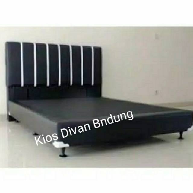 Divan Hitam Lis Putih Minimalis Dipan Bandung