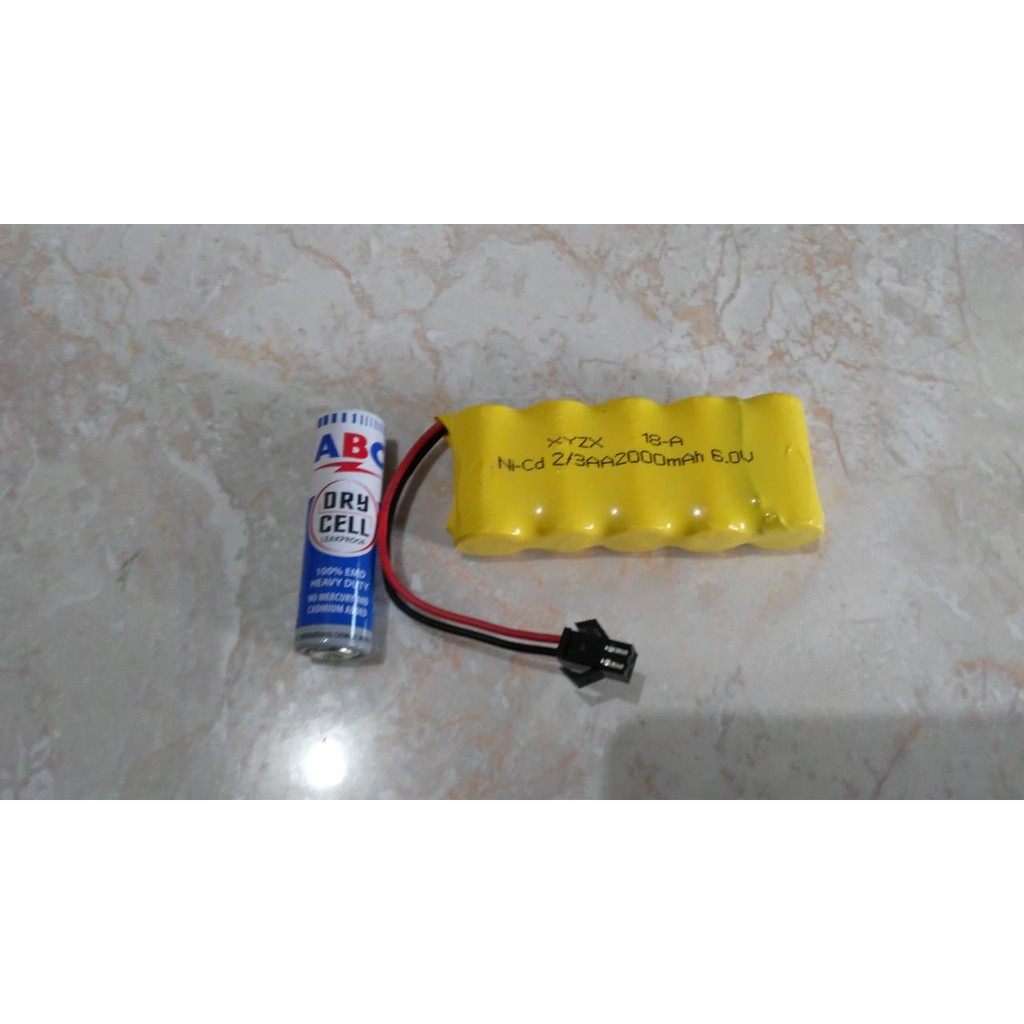 Baterai Batre Mobil RC 6V 2000mAh 2/3 Socket Hitam Tinggi 3cm