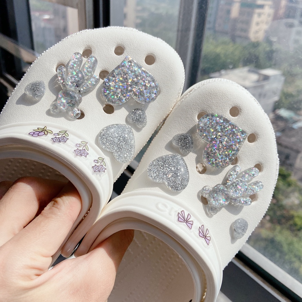 Crocs 10 Pcs Aksesoris Sepatu Bentuk Beruang Warna Silver Untuk Wanita