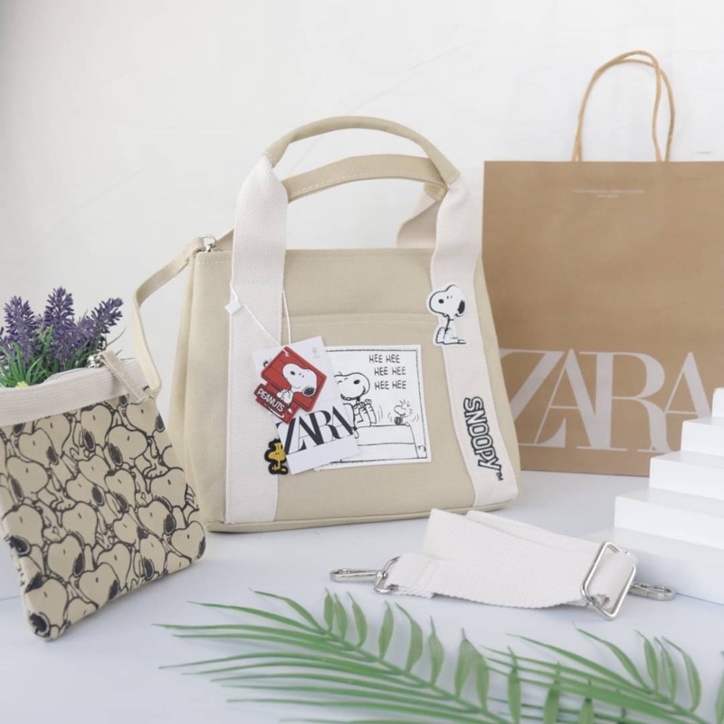 Tas Selempang Wanita ZR Karakter Snoopy Dog by Peanuts Premium Import, Canvas / Kanvas, Coklat / Bei