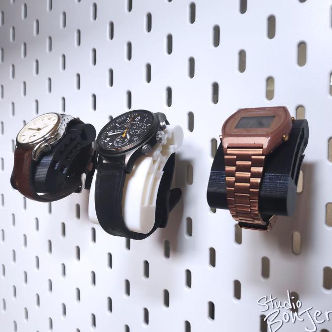 Watch display / stand jam tangan custom design accessories skadis - Hitam
