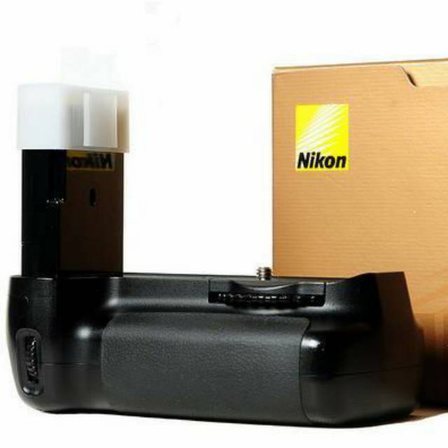 Baterai Grip Nikon MB-D80 untuk Nikon D80 & D90