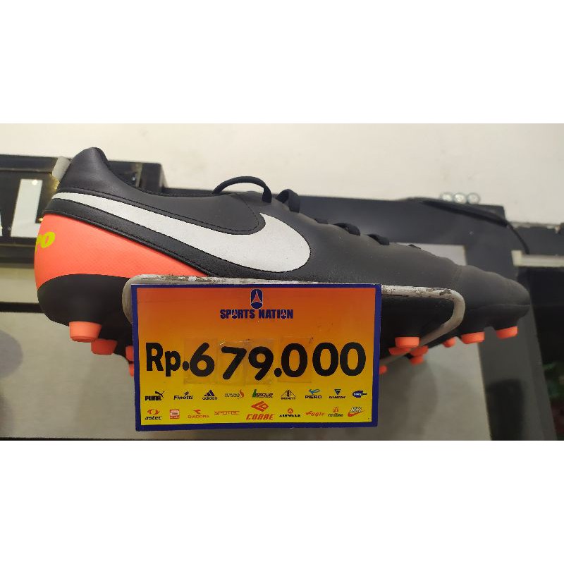 SEPATU BOLA NIKE TIEMPO ORI