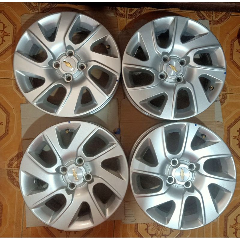 New velg original spin chevrolet