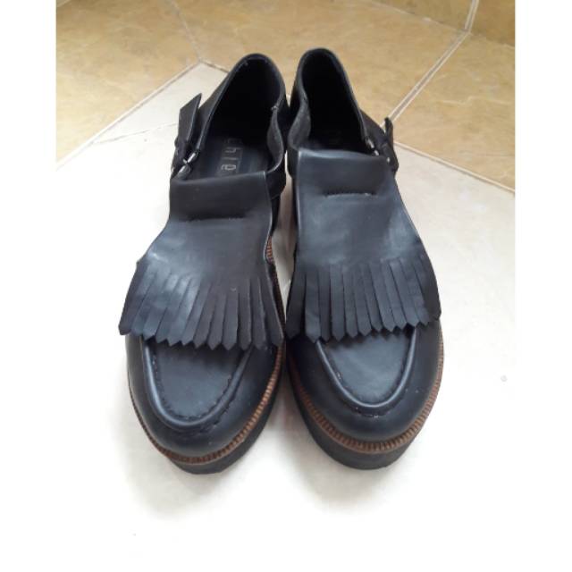 Preloved Chiel Platform Black Shoes
