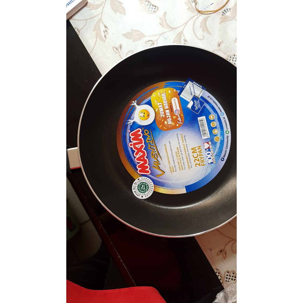 Maxim Valentino Fry Pan Penggorengan Teflon 22Cm