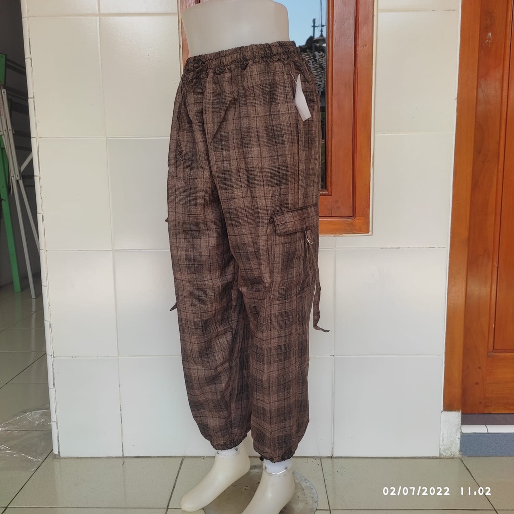 celana jogger wanita jumbo kantong kargo semiwool