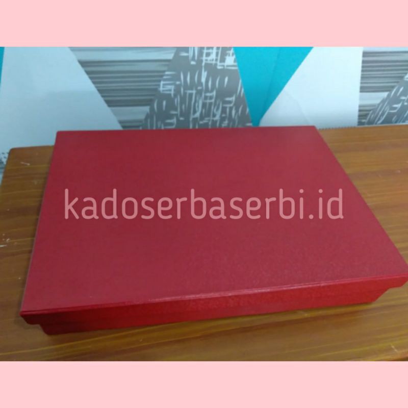 

kotak kado (hardbox) serbaguna uk. 33 x 23 x 6 cm | hampers | giftbox
