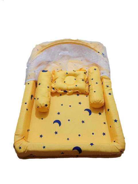 Kasur bayi set kelambu bantal dan guling motip bulan bintang kolam kuning