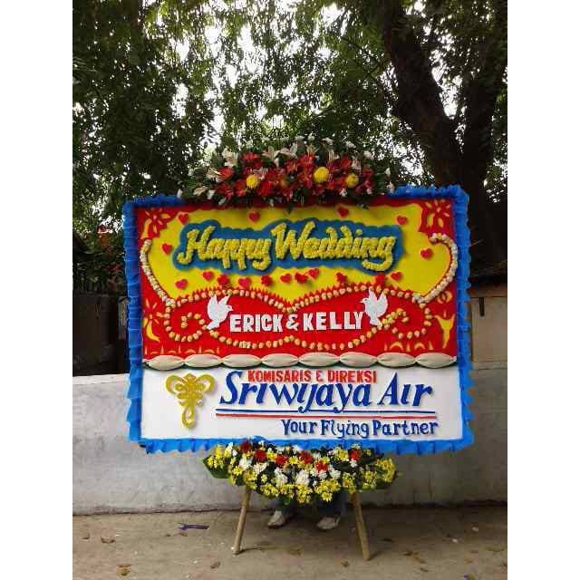 

Papan Bunga Happy Wedding150x200standar