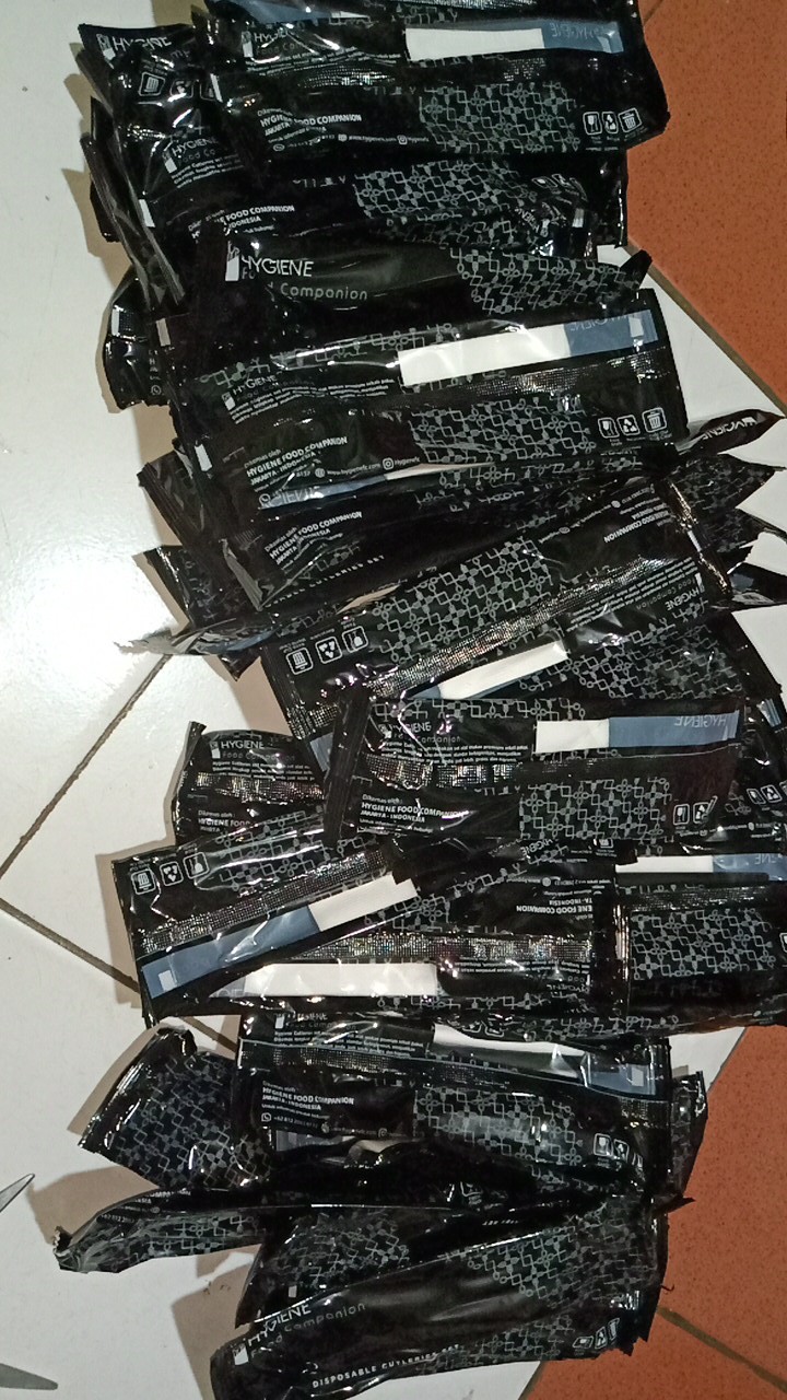 Sendok Plastik Set Higienis  Tissue, Tusuk Gigi Hitam Premium