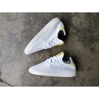 adidas white pharrell williams