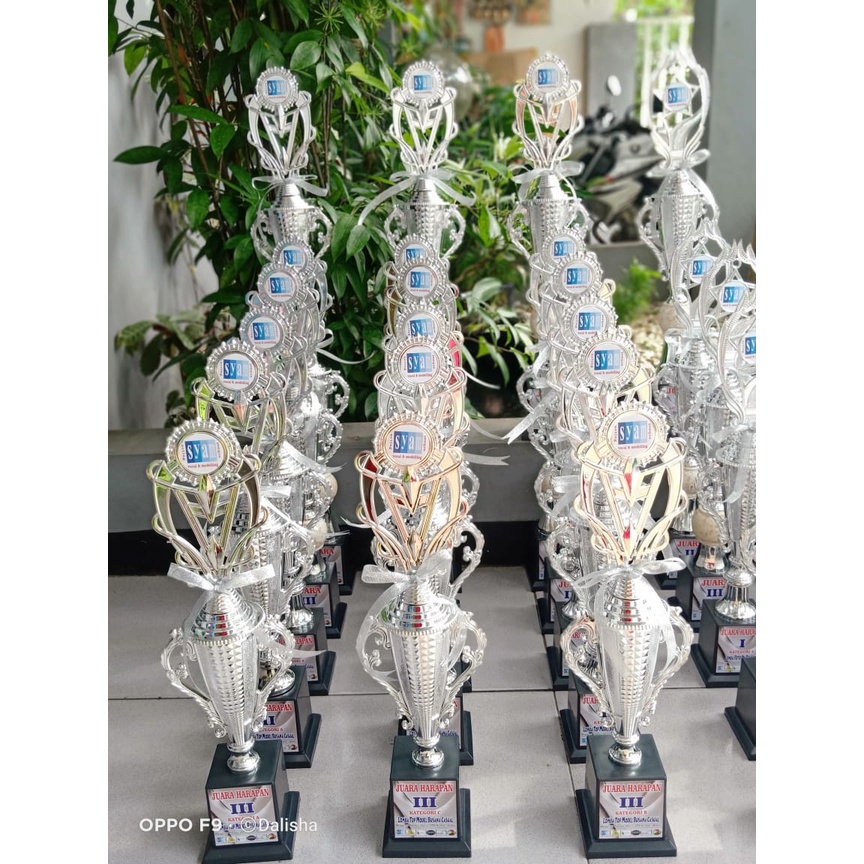 Piala Cup Piramid Silver Piala Tinggi Trophy Cup piramid piala murah piala grosir piala kejuaraan