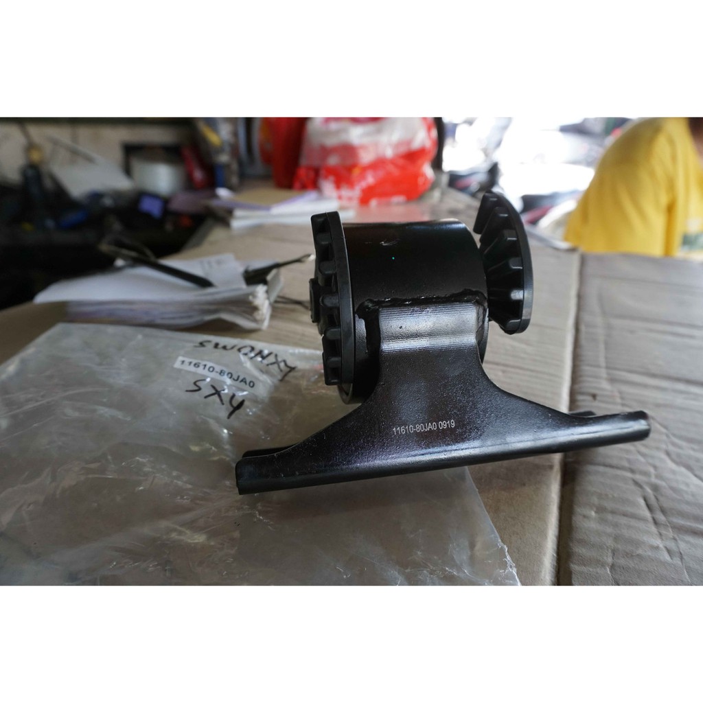 Engine Mounting Kanan Suzuki SX4/Neo Baleno