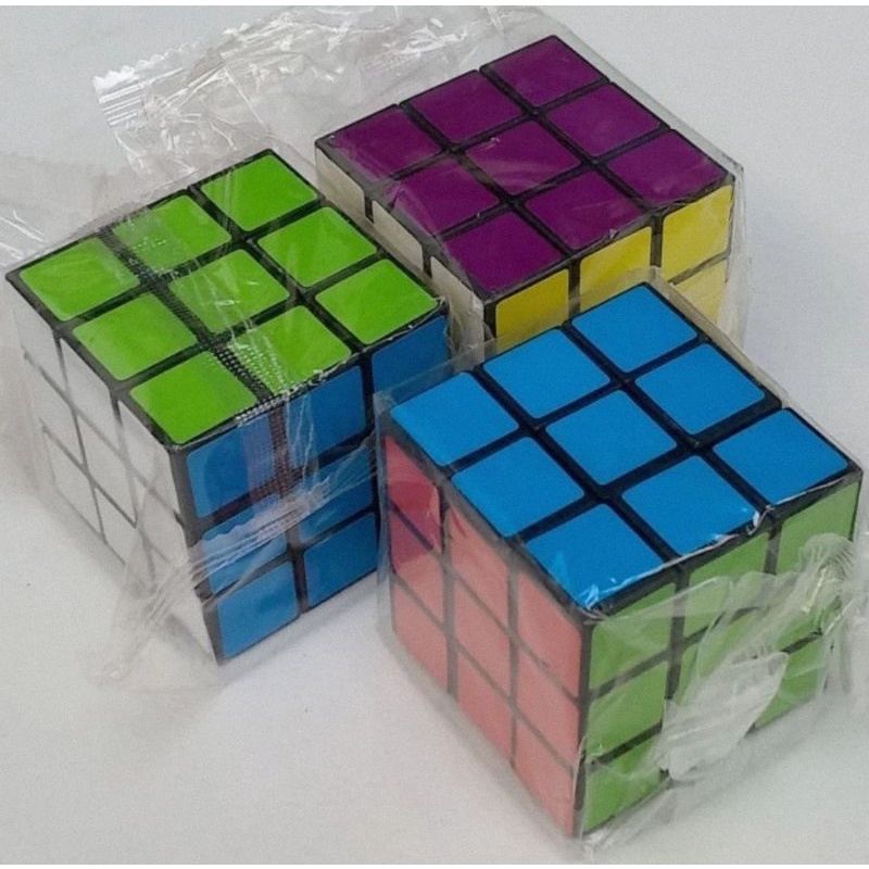 mainan rubik kubik 3x3 / mainan asah otak