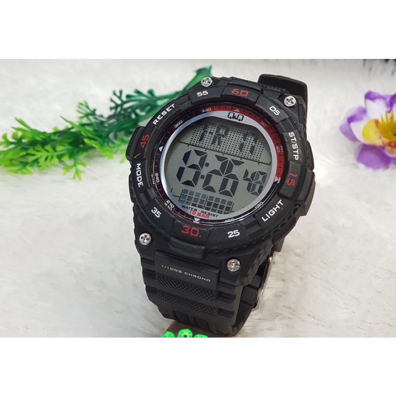 Jam Tangan QnQ Pria M147002Y Original