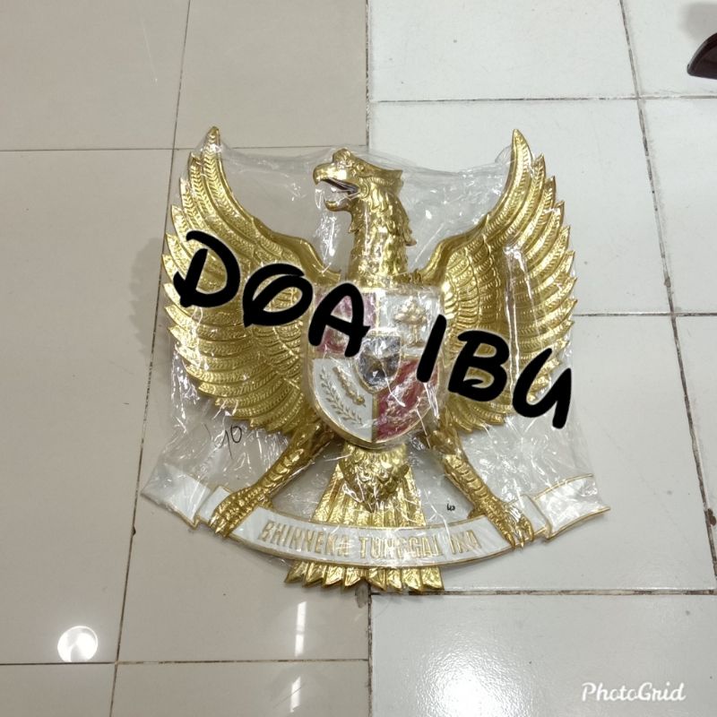 

best seller garuda kuningan pajangan garuda garuda Pancasila ukuran 40cm ready stock
