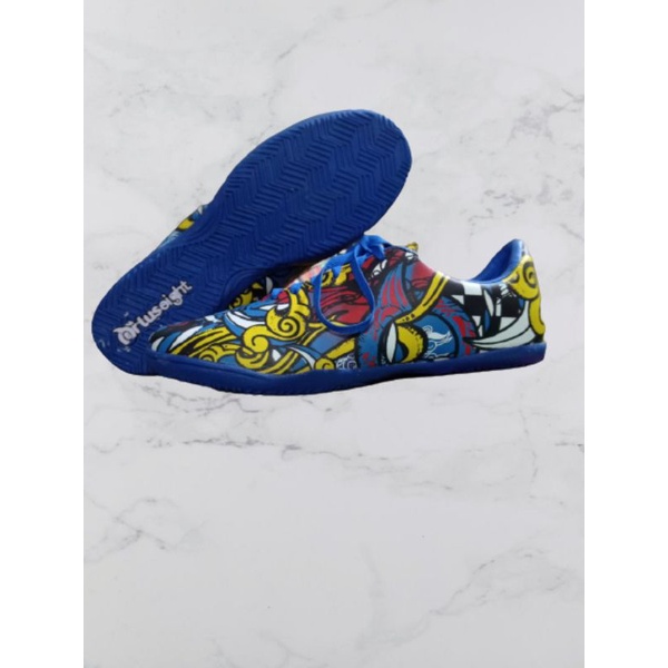 sepatu futsal bima ortuseight grade ori