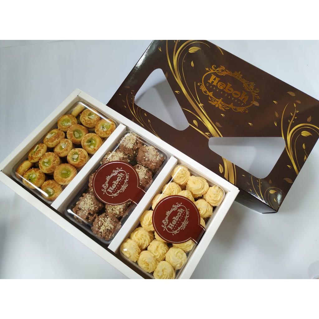 

Paket H Kue Kering Lebaran Premium Isi 3 Toples By Heboh Cookies