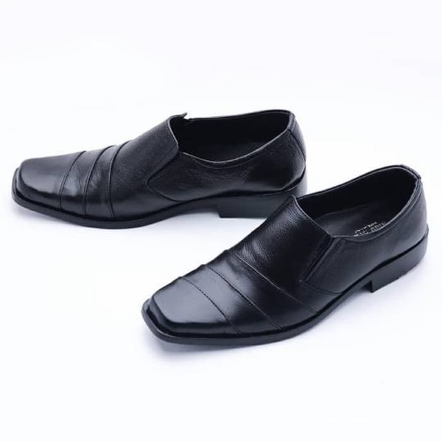 SEPATU PANTOFEL ALDO BRUE 507HT