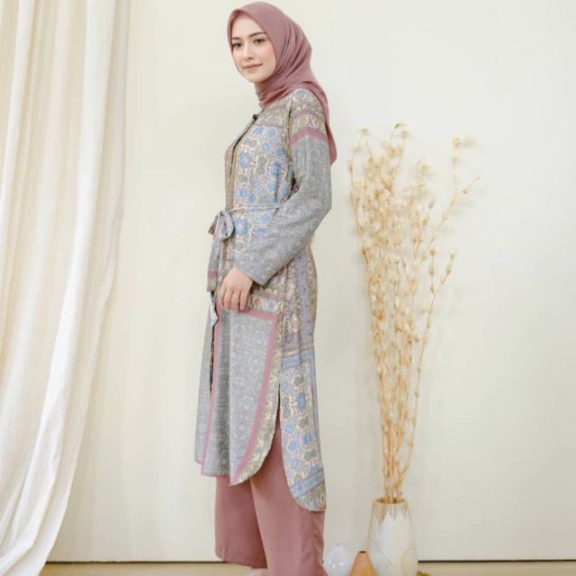 preloved 1x pakai nadhira tunic kamila wardrobe (vintage M)