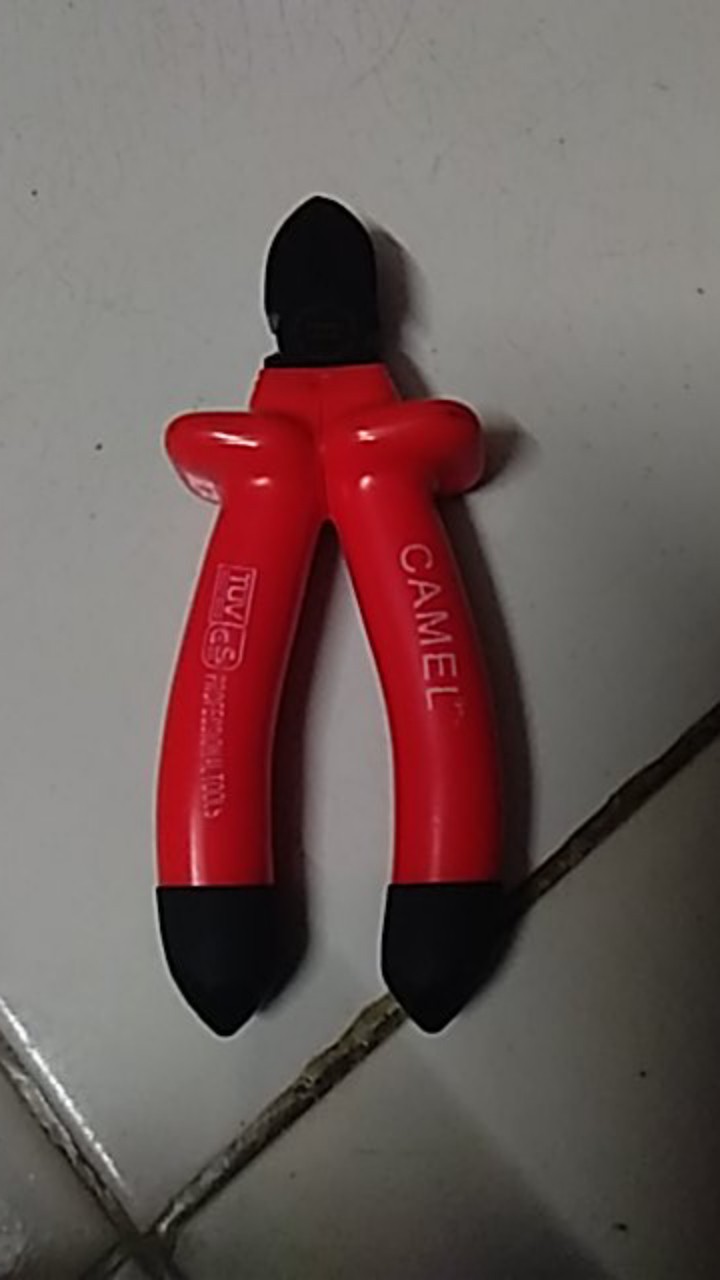 Tang Listrik Potong 6 Inch Camel