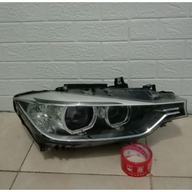 Headlamp BMW  320i F30