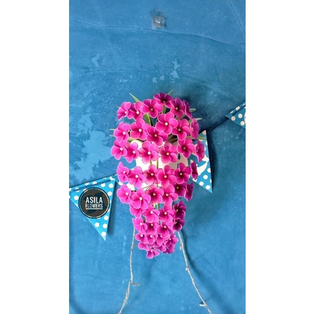 bunga hias dinding bahan stoking