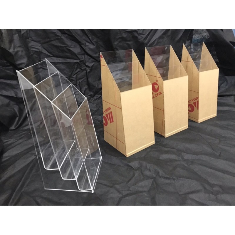 

Tempat Brosur 3 susun 1/3 A4 - Tempat Brosur Akrilik