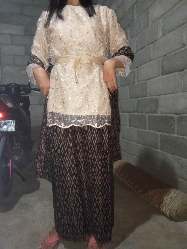 Maura Couple - Sania Ruffle Batik Couple Ori Ndoro Jowi Dnt Garansi Termurah Shopee - Mika Brown