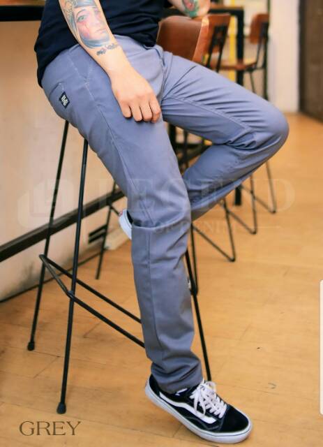 CELANA CHINOS PANJANG PRIA DEWASA OUTFIT CELANA PRIA MILINIAL KEKINIAN BRAN DISTRO ORIGINAL