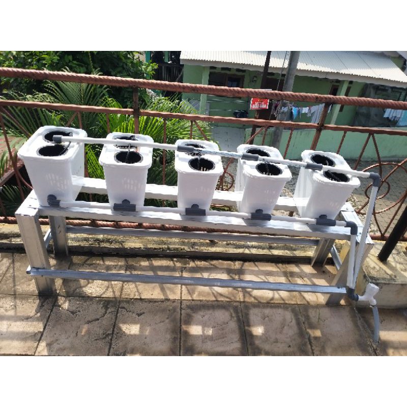 Rak Baja ringan/ Rak Tanaman / Rak Dutch Bucket / Grab / Gojek Only