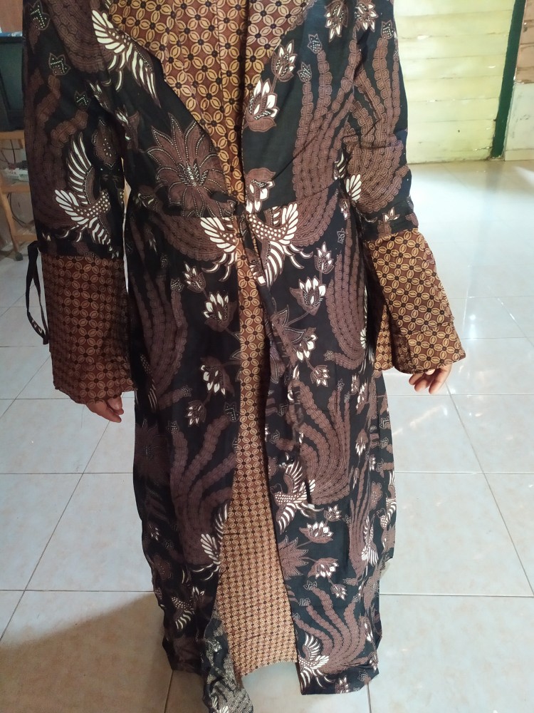 Couple Batik Keluarga Motif Manuk Kembar