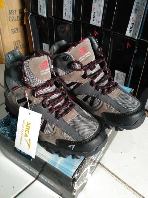 Sepatu gunung, sepatu outdoor, sepatu tracking seri 481