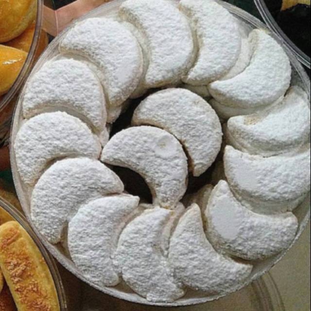 

Kue kering lebaran putri salju