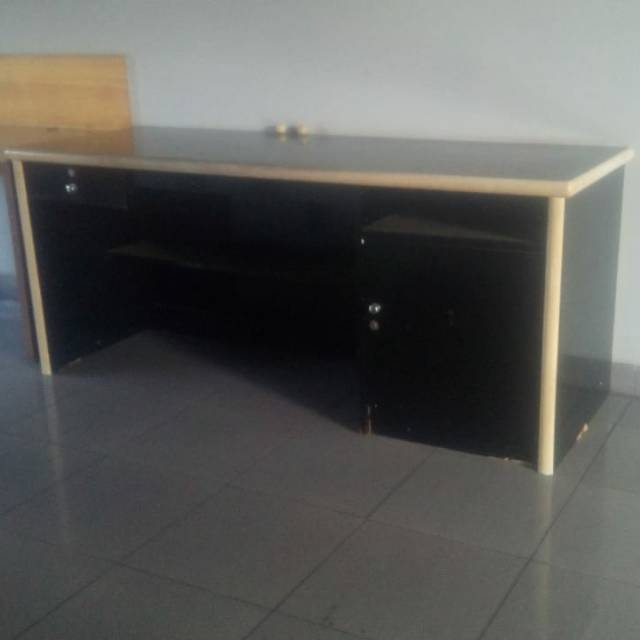 Furniture Meja Kerja Bekas Kantor Murah Punya Sendiri Shopee Indonesia