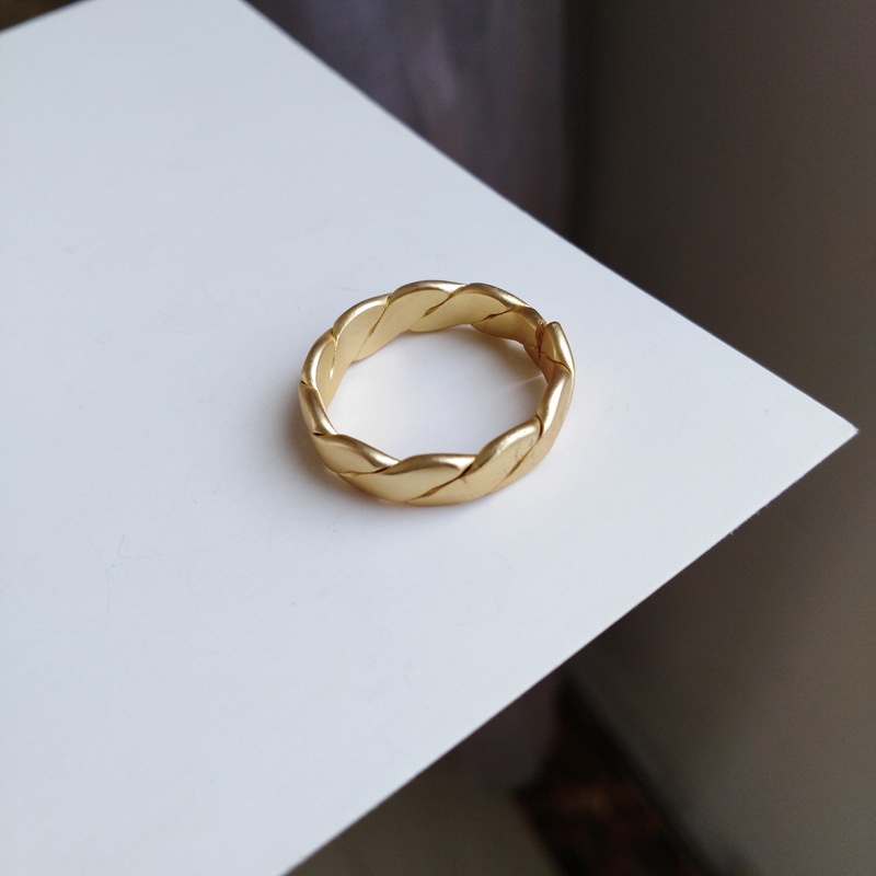 Cincin Model Lilit Warna Matte Gaya Vintage