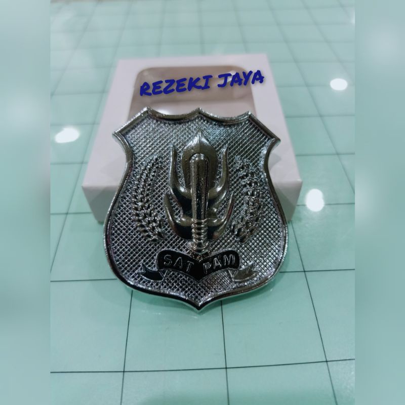 PIN LENCANA KEWENANGAN SECURITY SATPAM SILVER PAKU