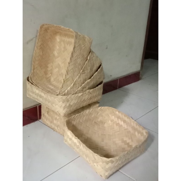 

[ Halodul ] Grosir Besek Bambu 22x22 Box Catering dan Hampers per pcs