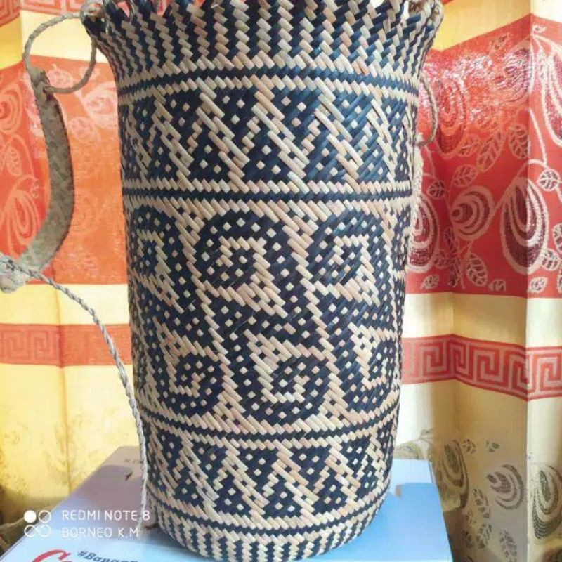 tas anjat rotan besar tas ransel backpack etnik khas kalimantan