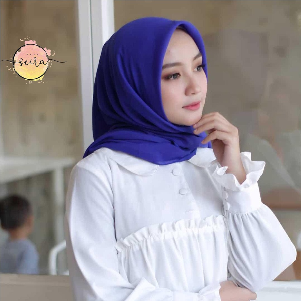 [BISA COD] Bella Square Hijab Segiempat / Kerudung Segi Empat Bella Square / Jilbab Segiempat Bela (Kain Tebal Adem Tidak Menerawang)-Royal Blue